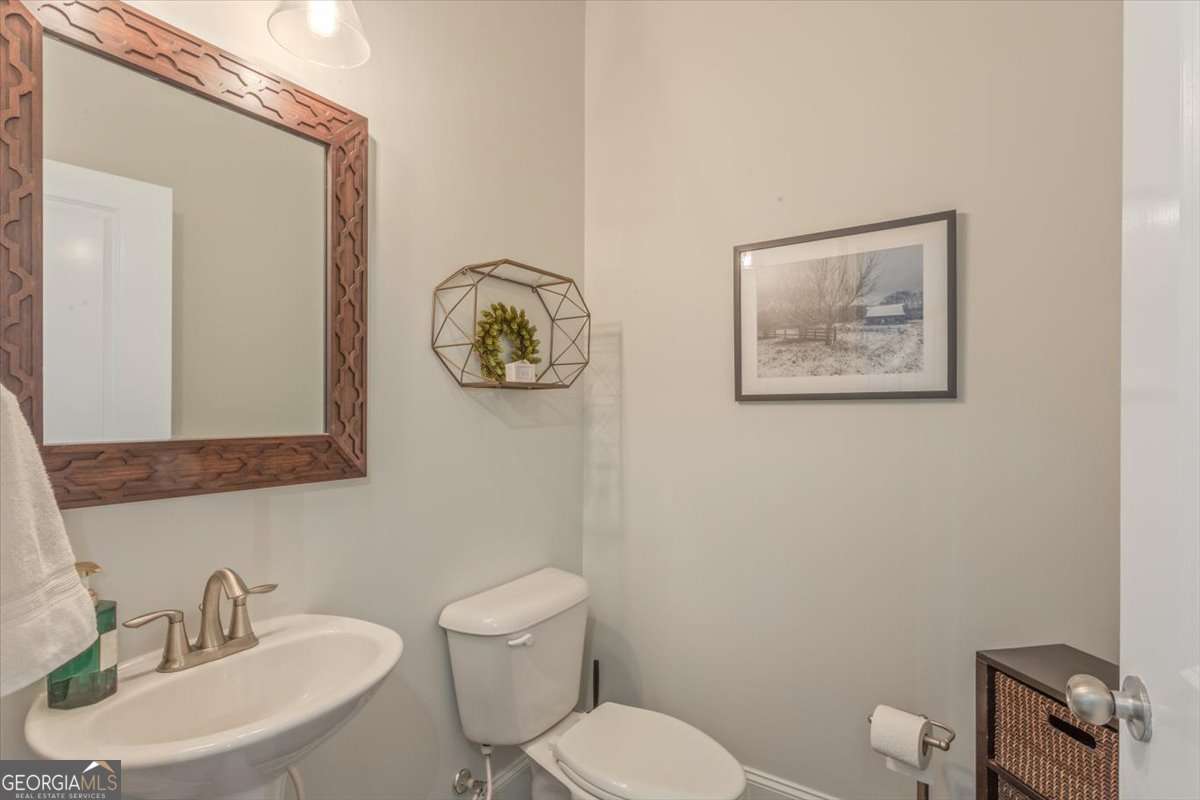 327 Carmichael Circle Property Photo 16