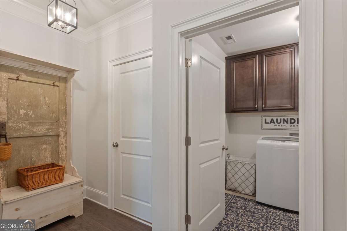 327 Carmichael Circle Property Photo 17