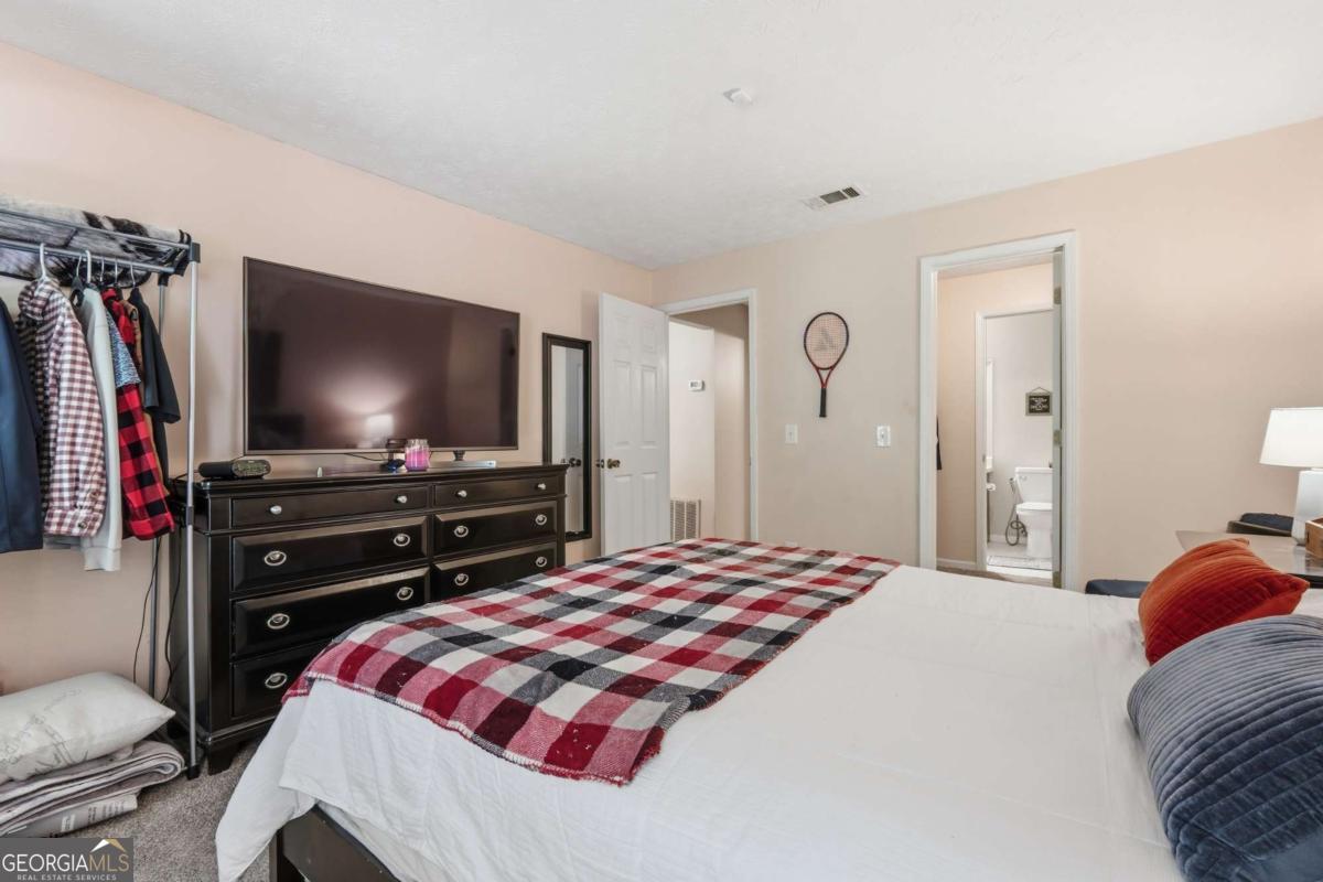 4012 Woodridge Way Property Photo 16
