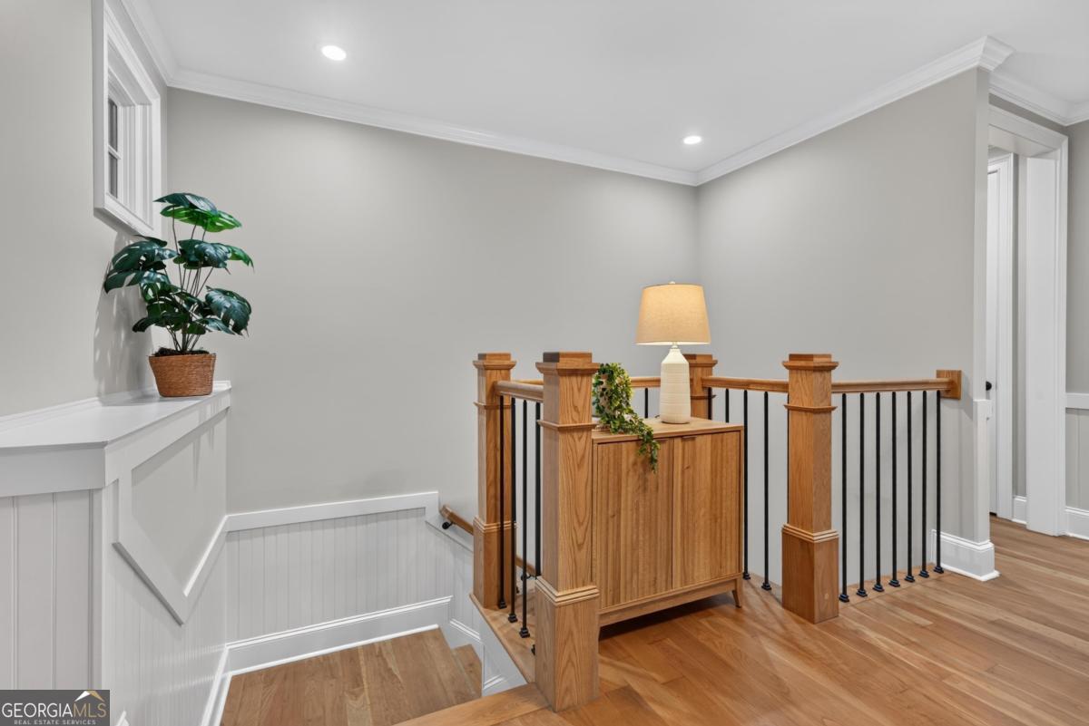 1091 Lockets Trail Property Photo 7