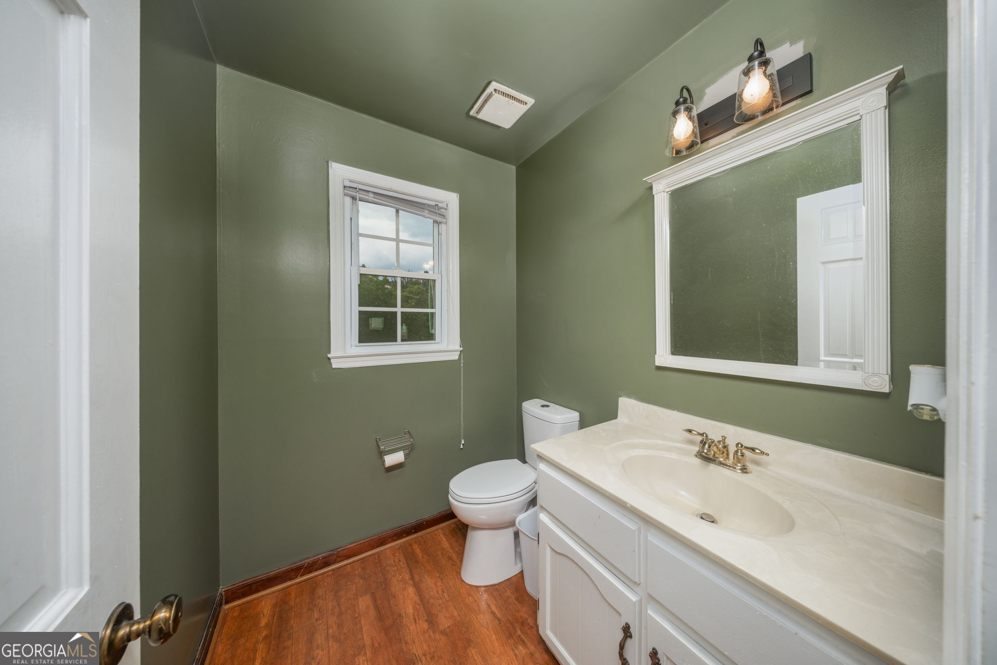 6376 Mansion Drive Property Photo 13