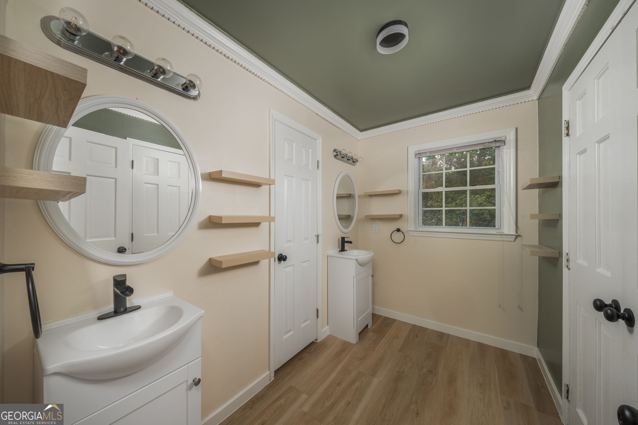 6376 Mansion Drive Property Photo 18