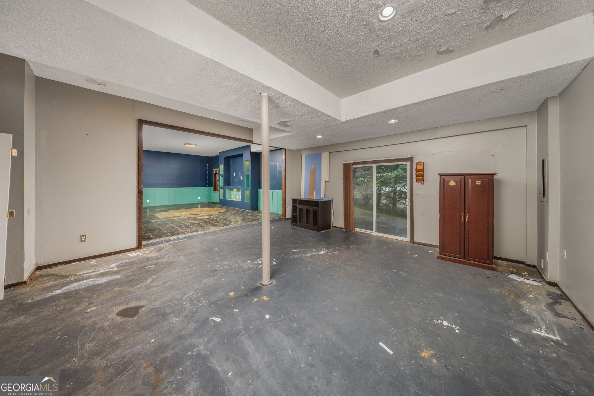6376 Mansion Drive Property Photo 25