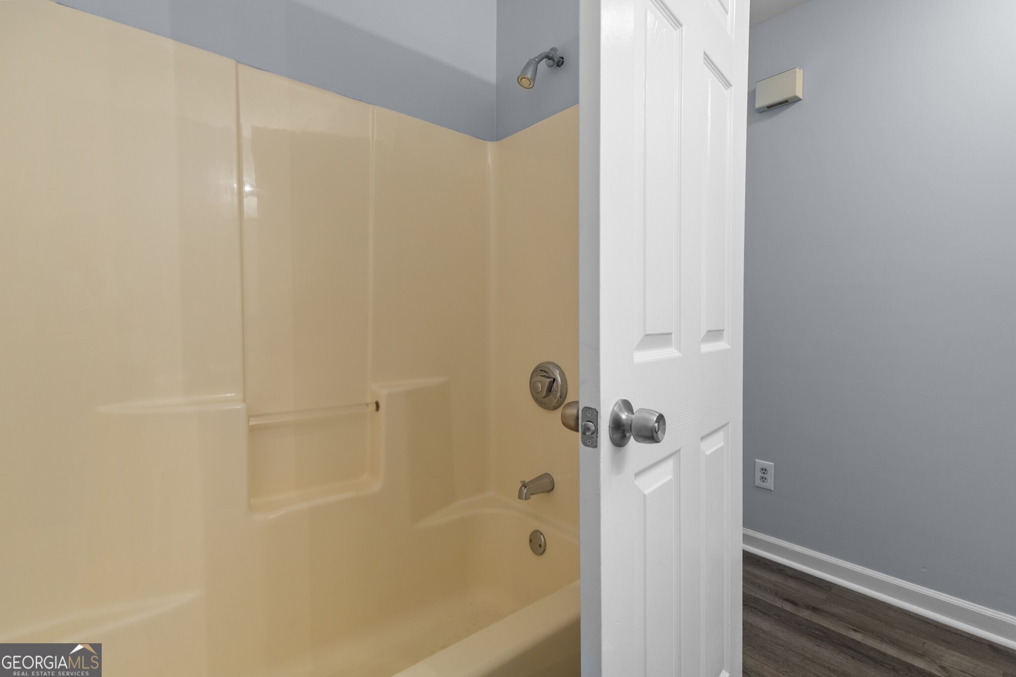 2262 Cobb Creek Drive Property Photo 24
