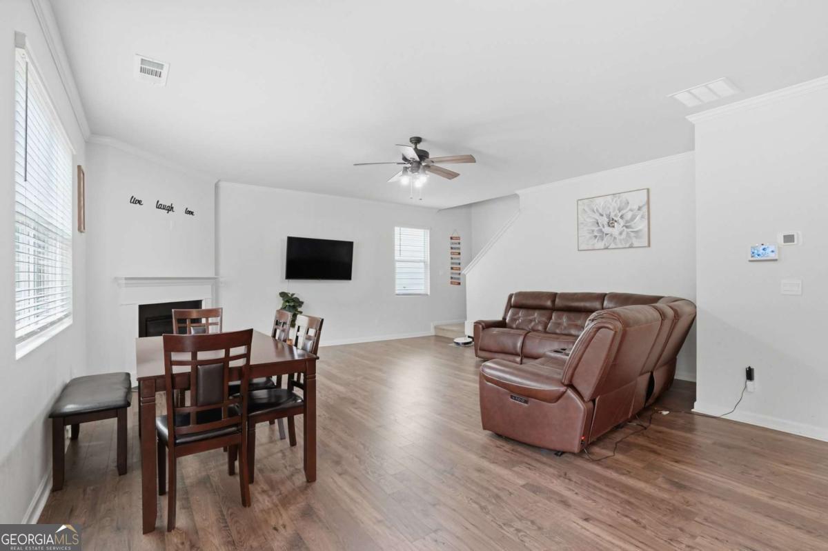 405 Quail Pass Property Photo 7