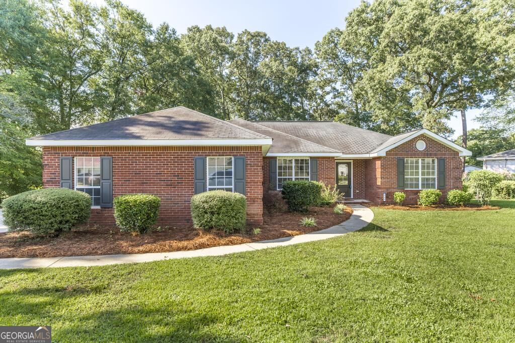227 Crestwood Circle Property Photo 1