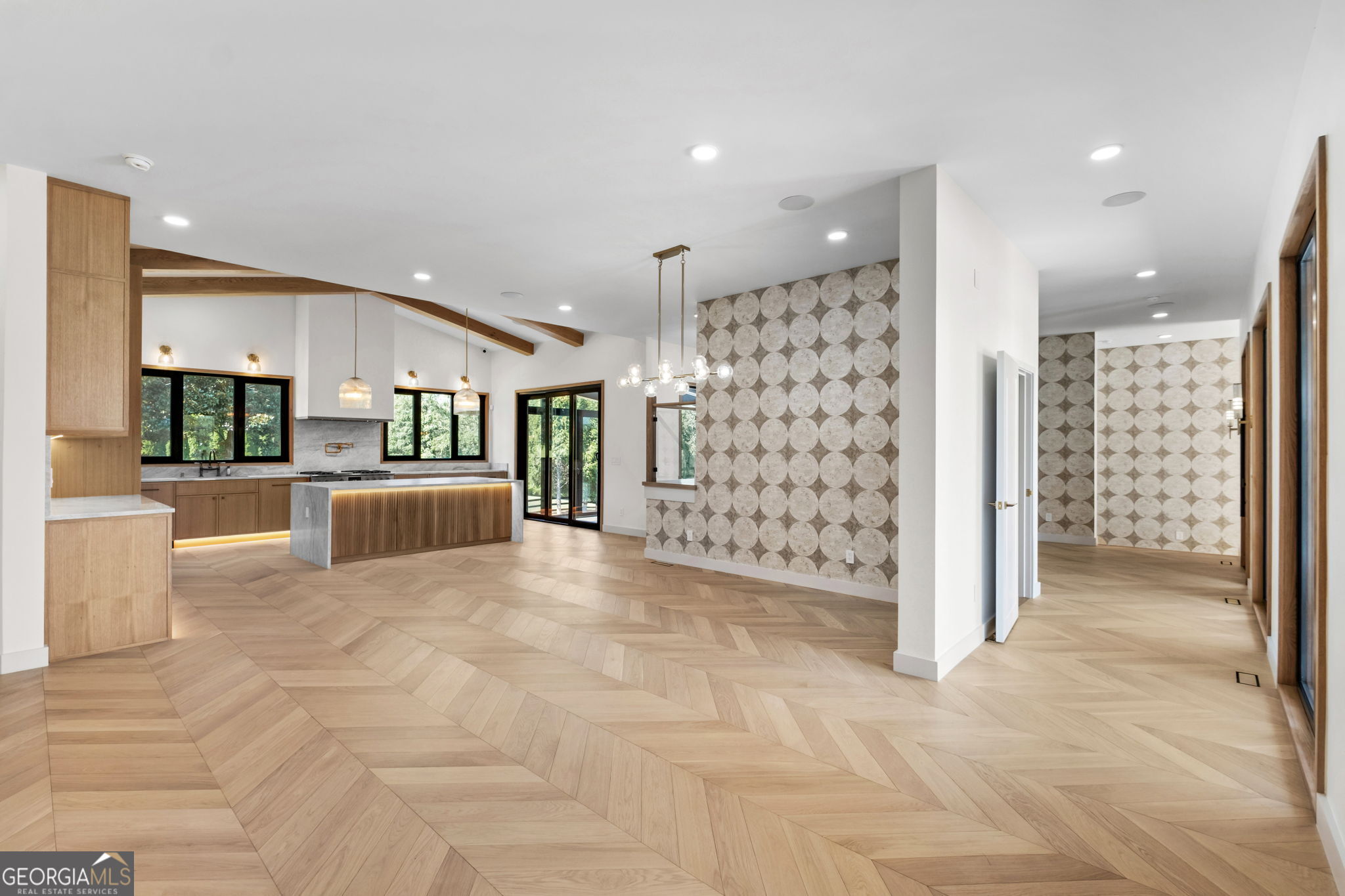 14735 Wood Road Property Photo 12