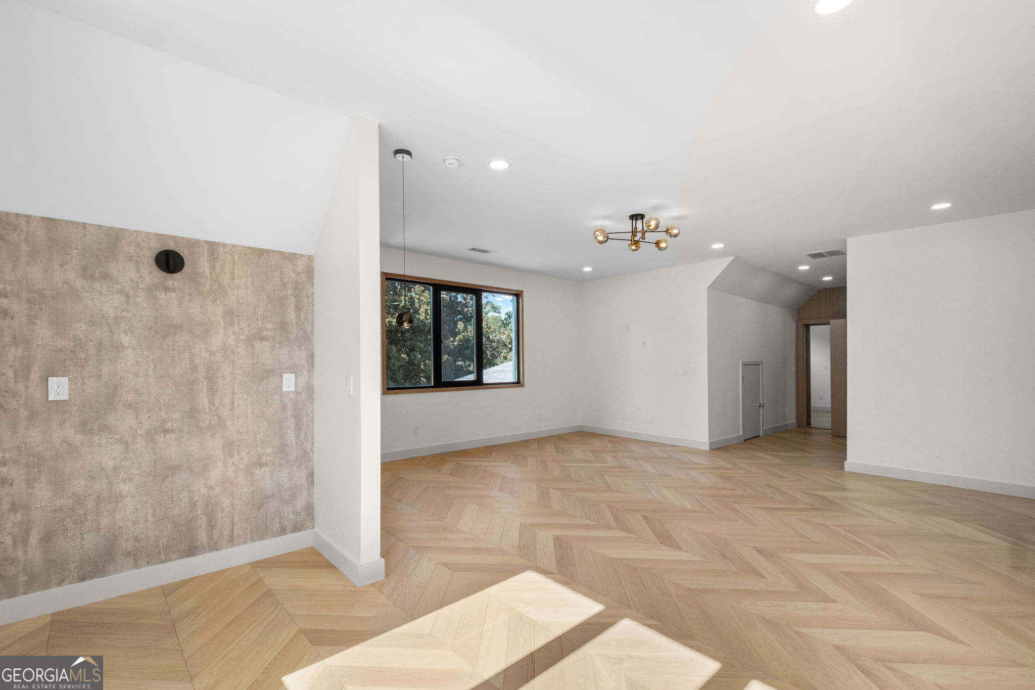 14735 Wood Road Property Photo 53