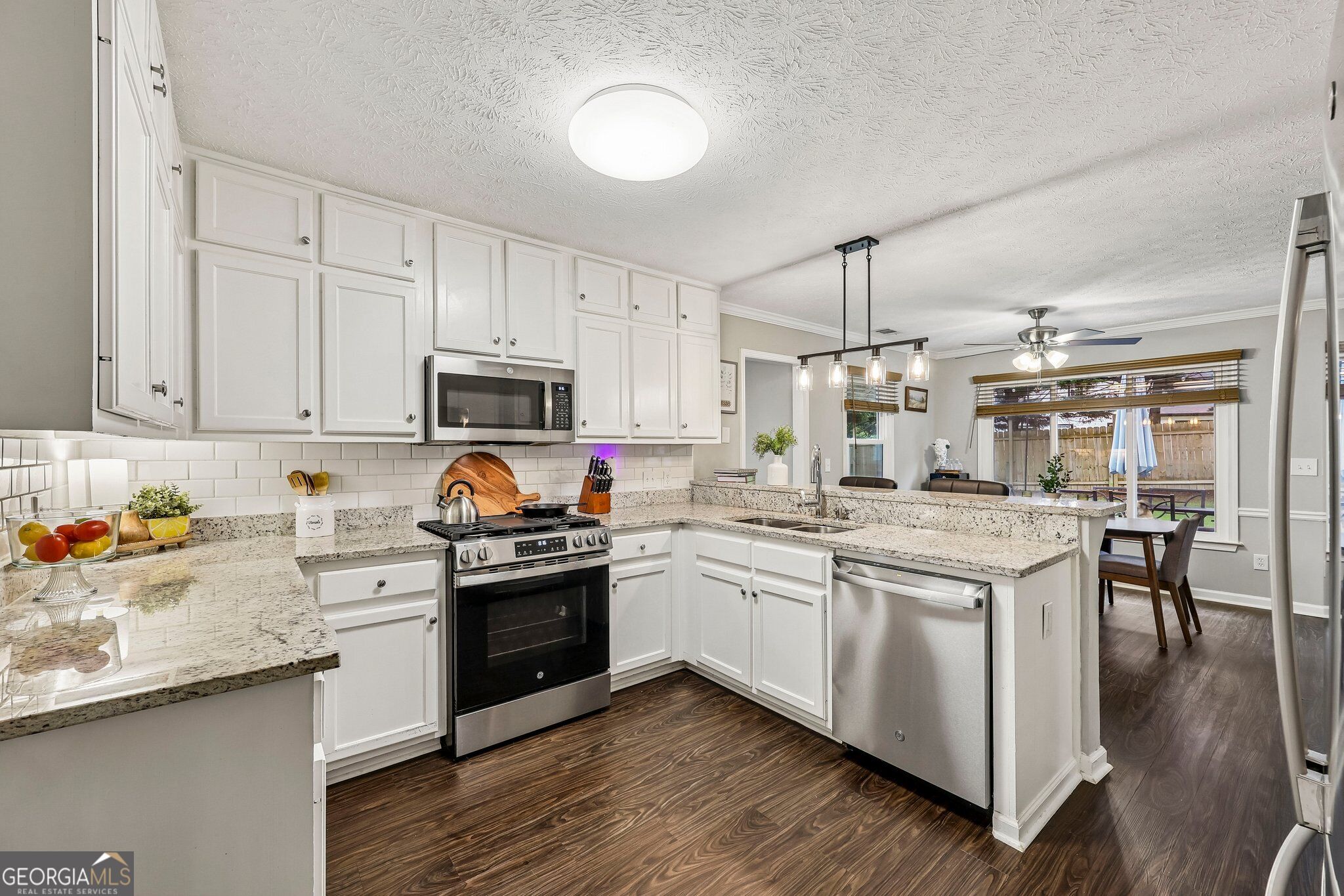 2362 Dover Lane Property Photo 8