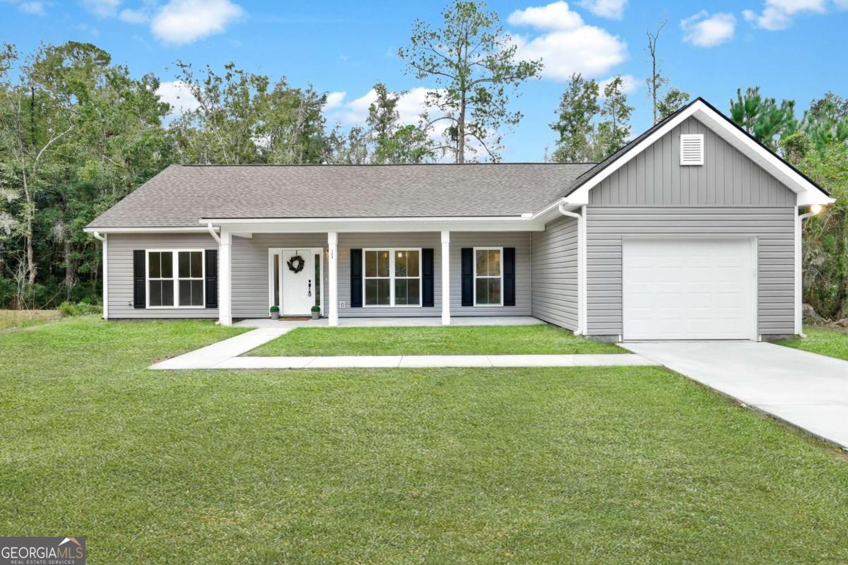 124 Creekwood Circle Property Photo 1