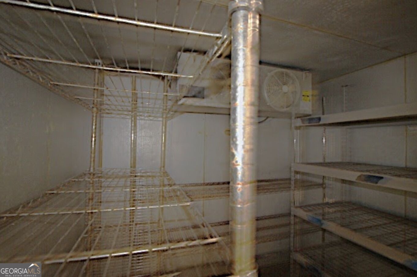10155 N Main Street Property Photo 17