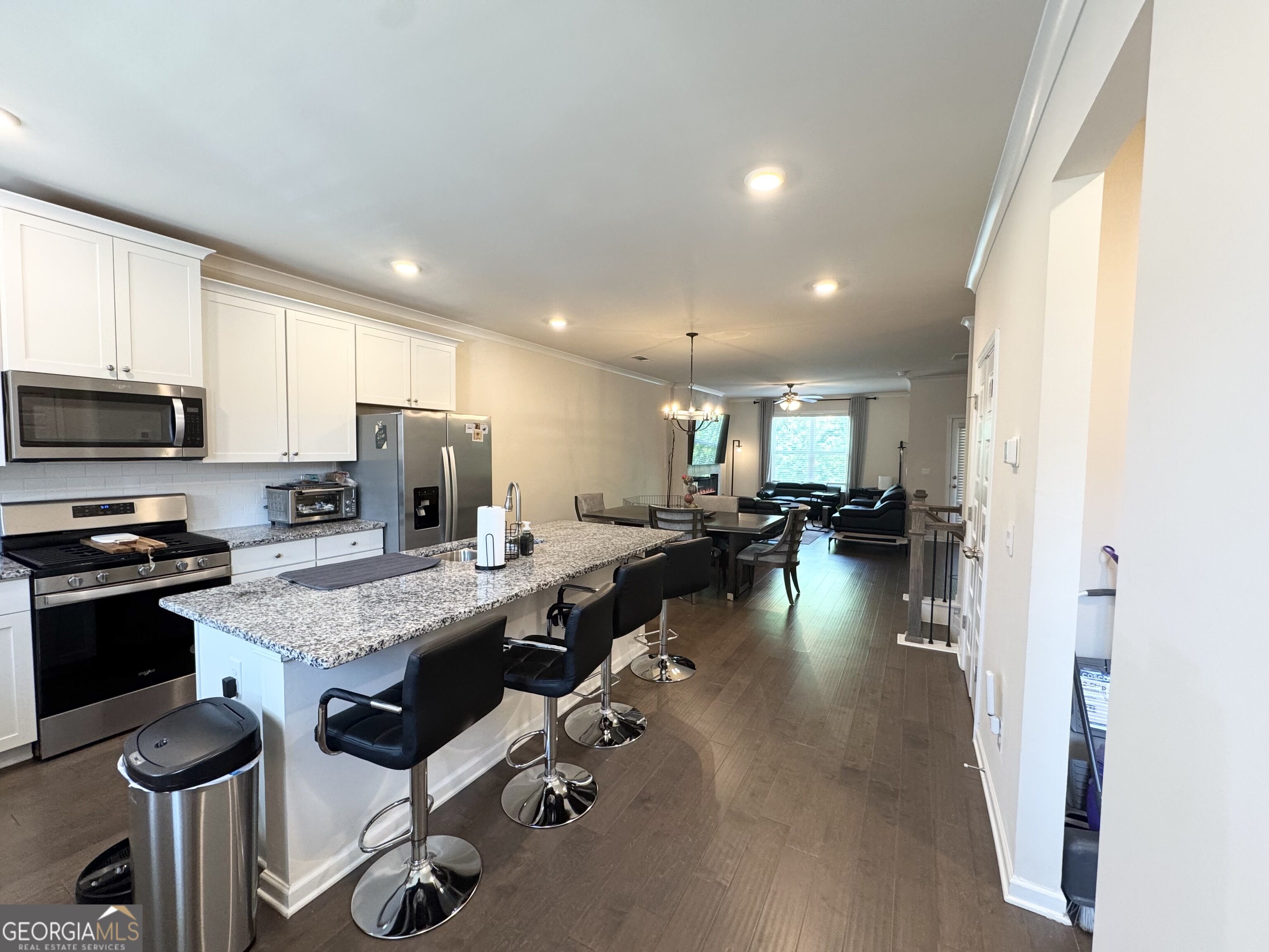 3025 Westpoint Circle Property Photo 10