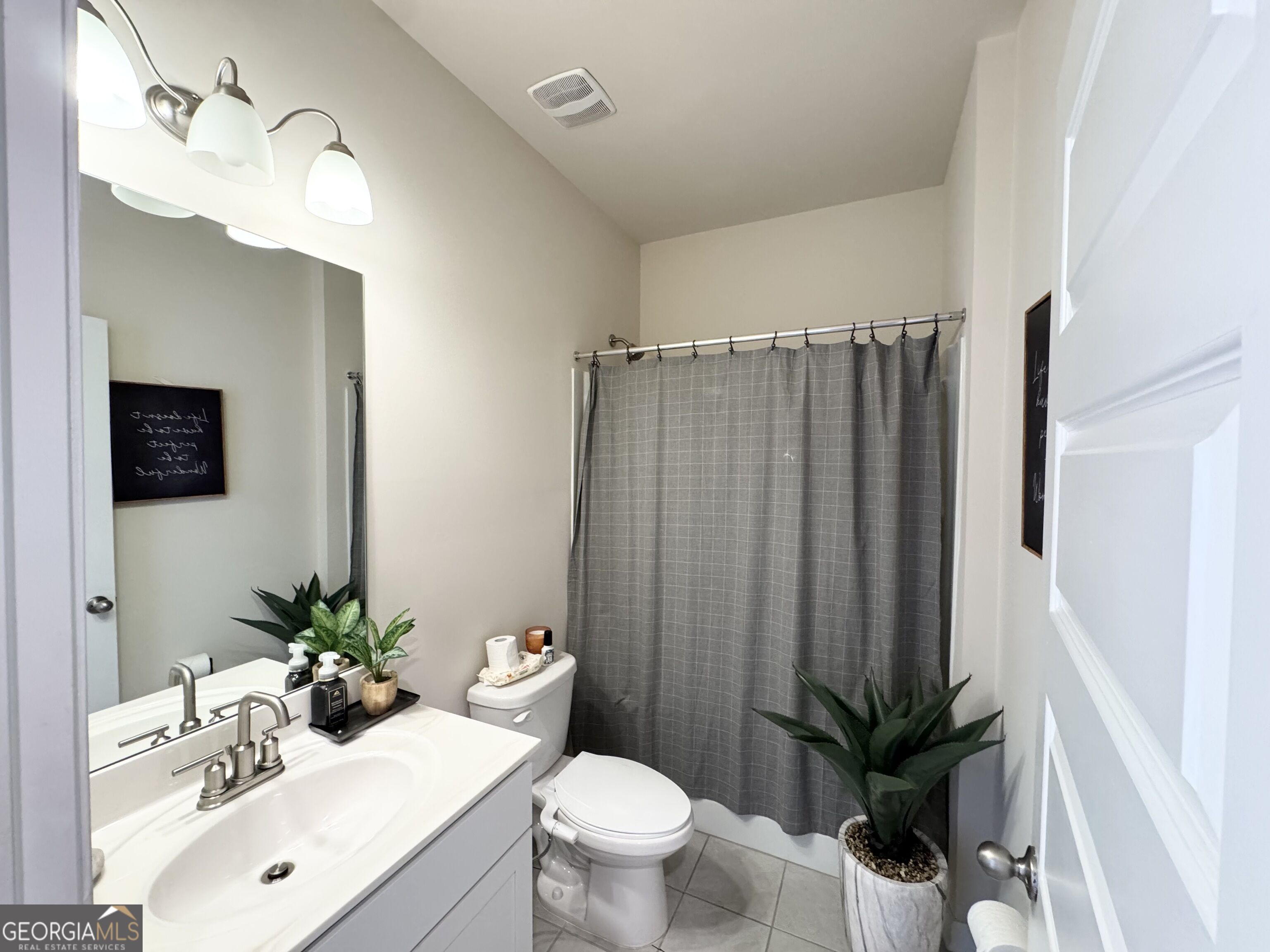 3025 Westpoint Circle Property Photo 17