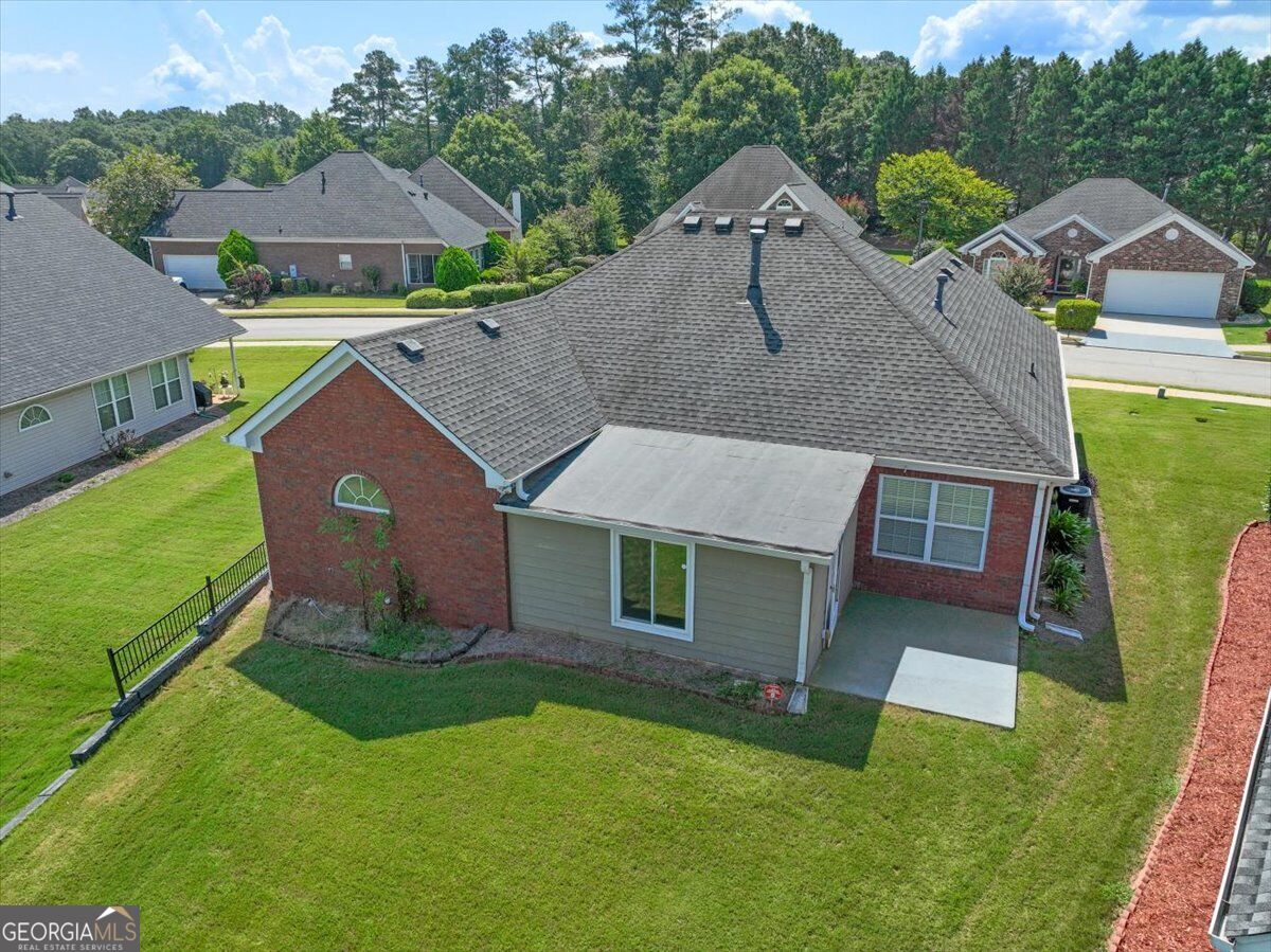 293 Prominent Loop Property Photo 6