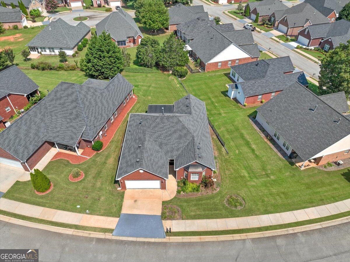 293 Prominent Loop Property Photo 7