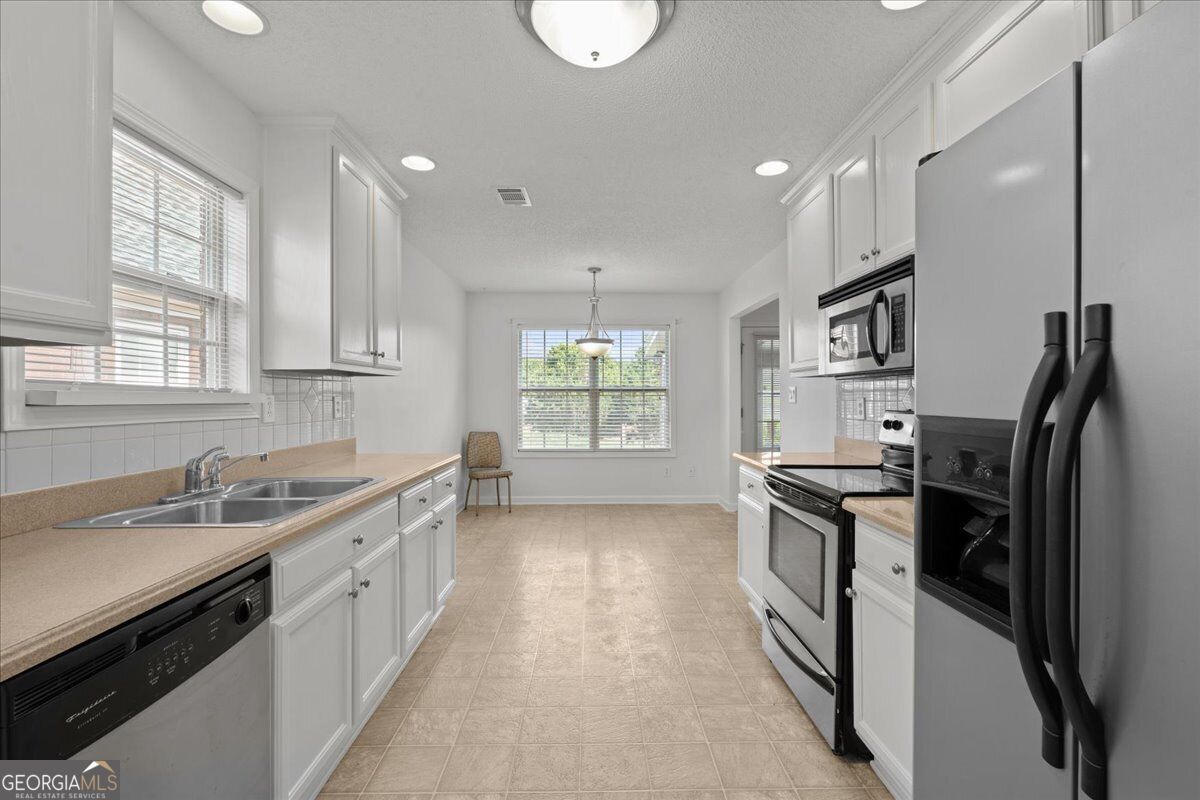 293 Prominent Loop Property Photo 28