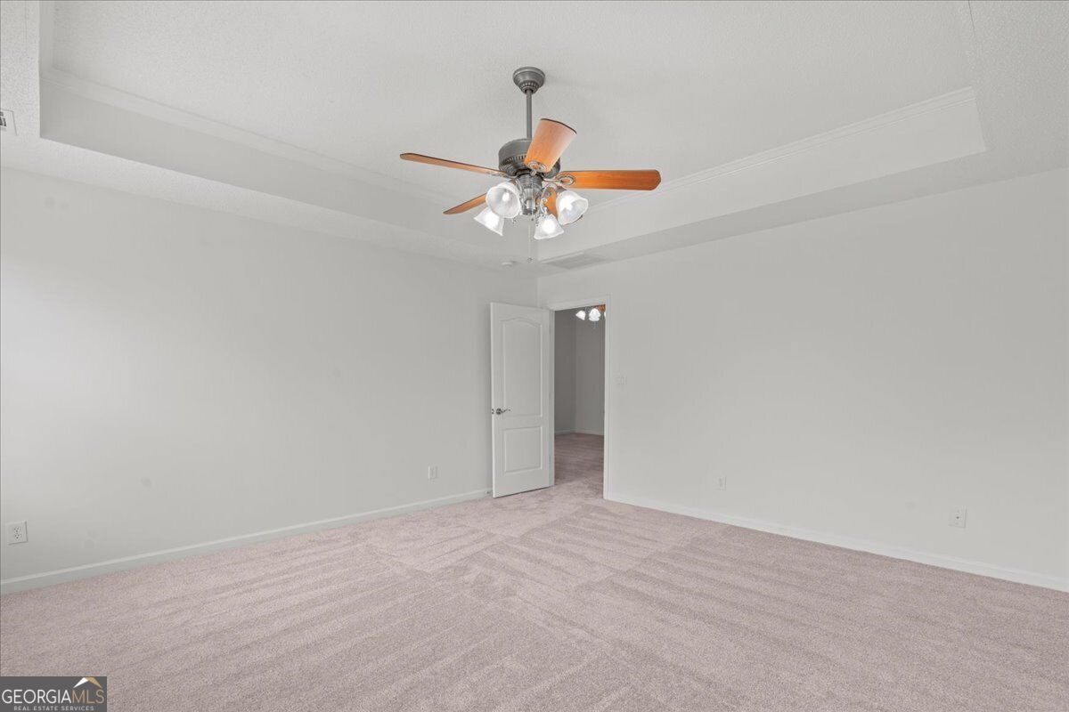 293 Prominent Loop Property Photo 38