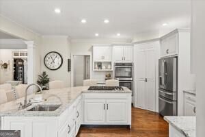 9867 Windrose Circle Property Photo 37