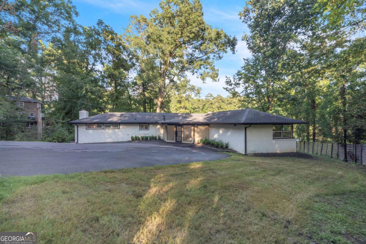 1568 Niskey Lake Trail Sw Property Photo 3