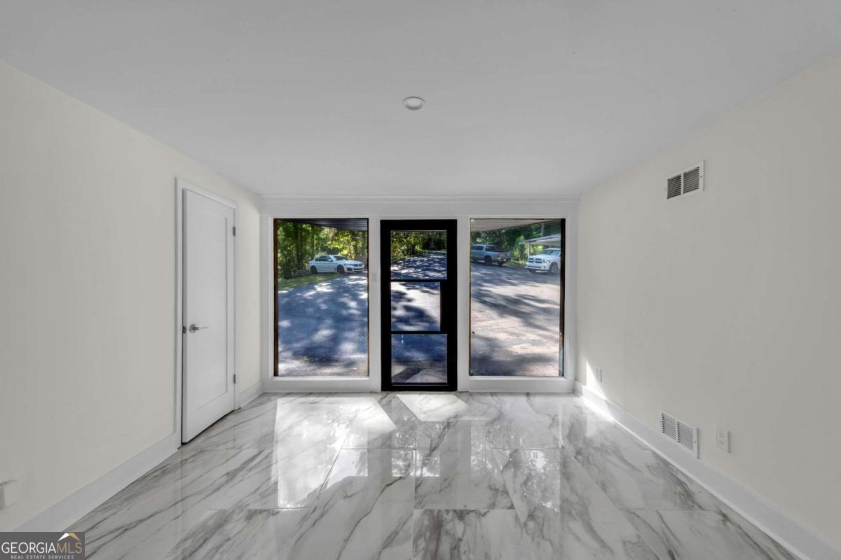 1568 Niskey Lake Trail Sw Property Photo 4