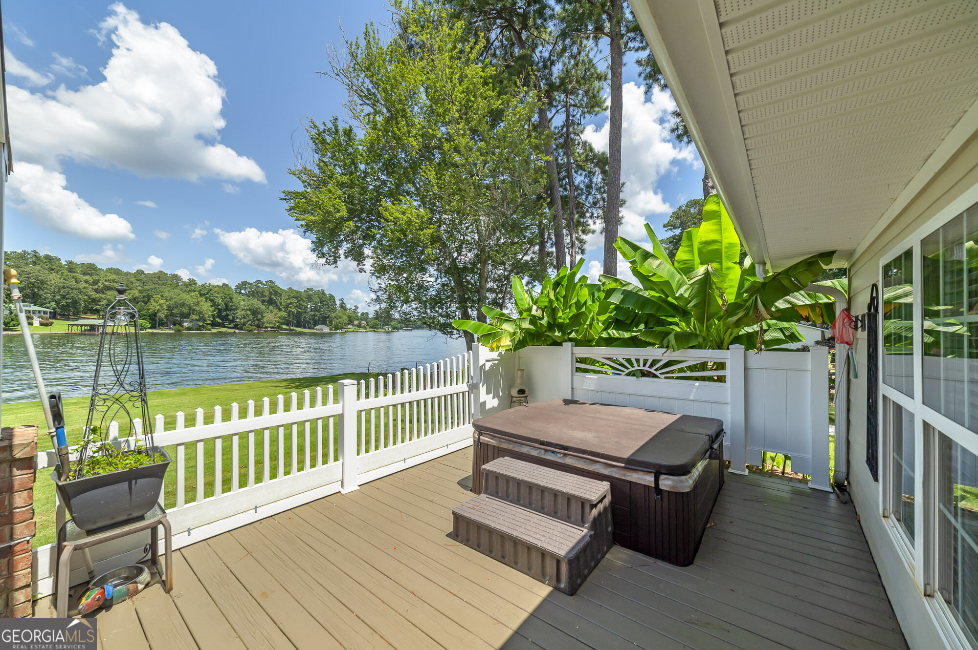 253 Scout Island Road Property Photo 17