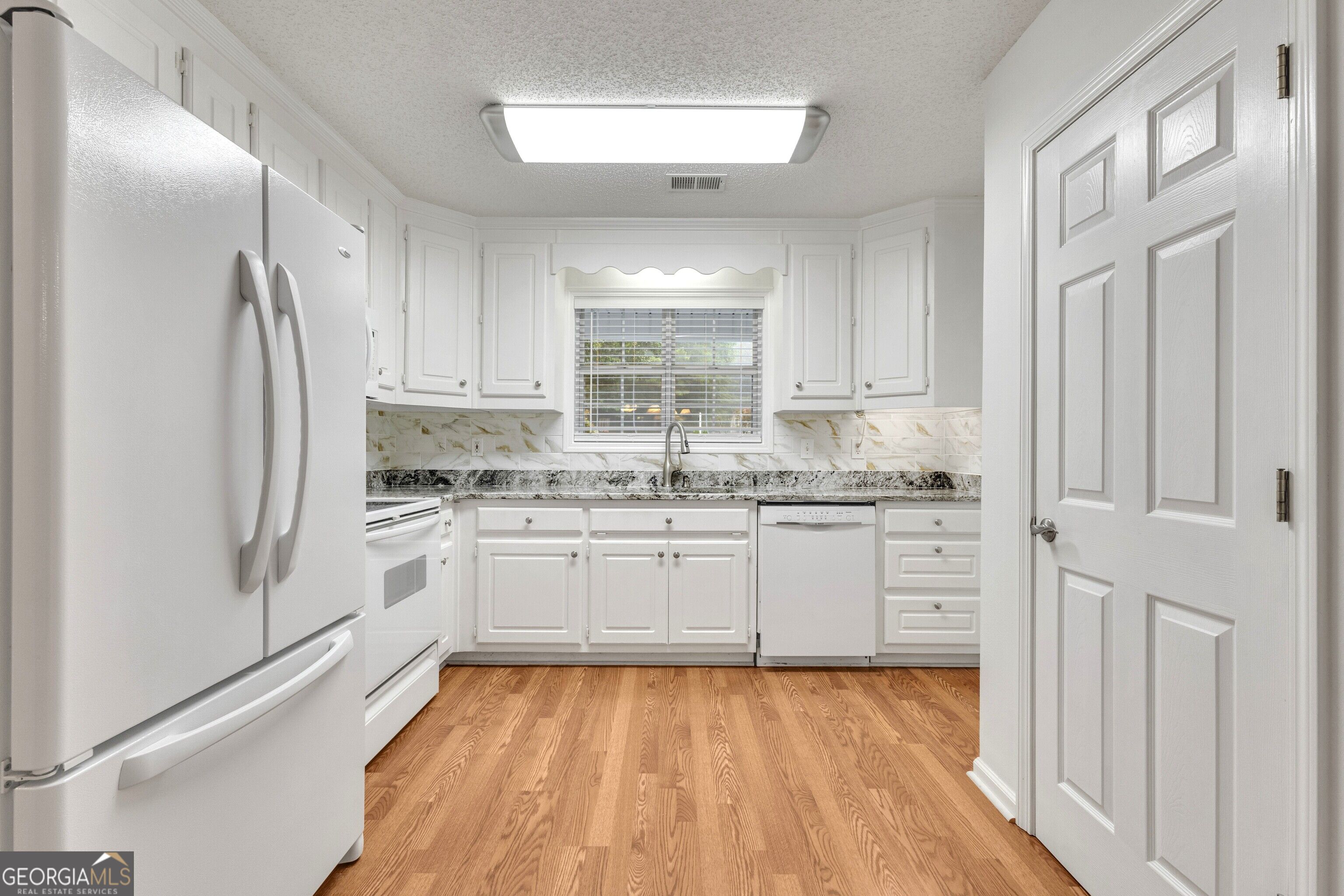 112 Ashwood Trace Property Photo 9