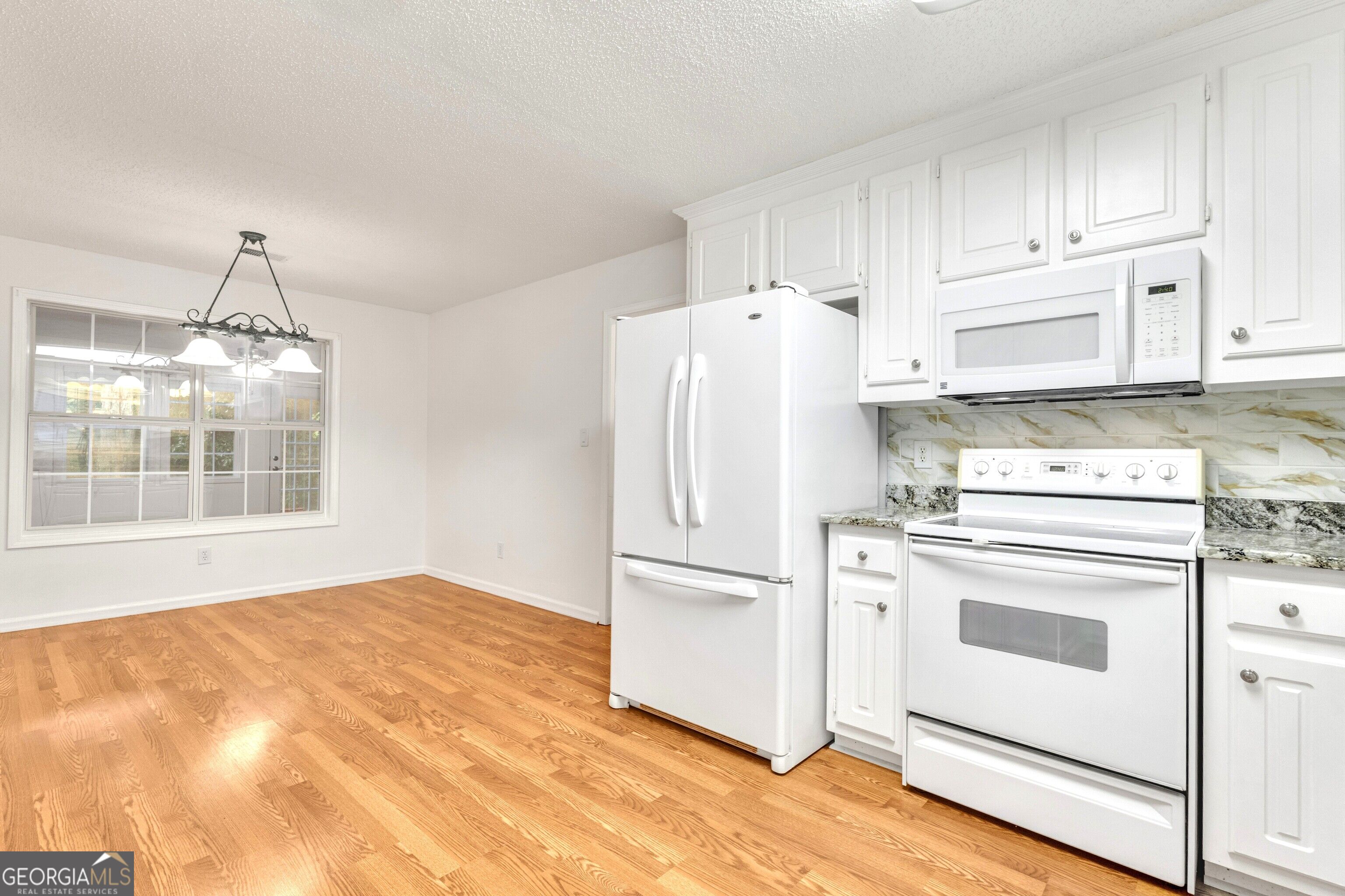 112 Ashwood Trace Property Photo 12