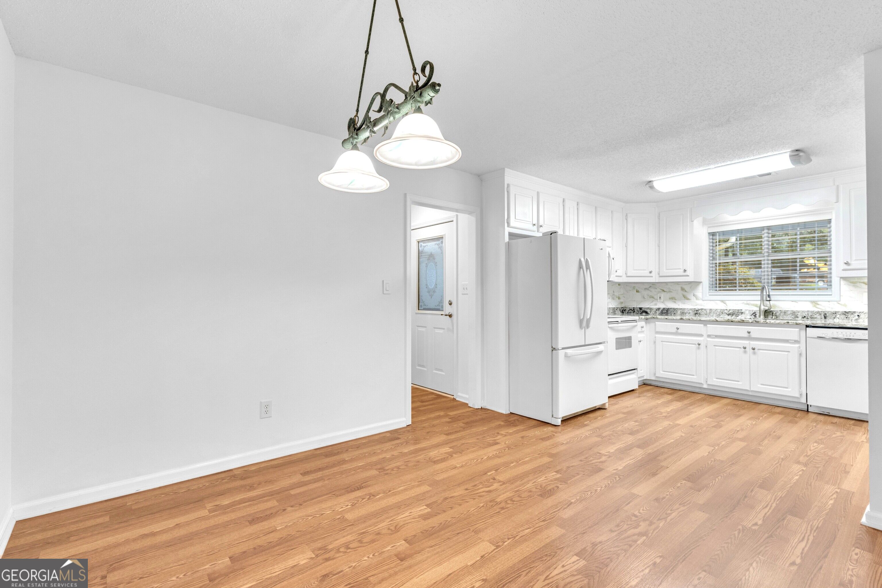 112 Ashwood Trace Property Photo 13