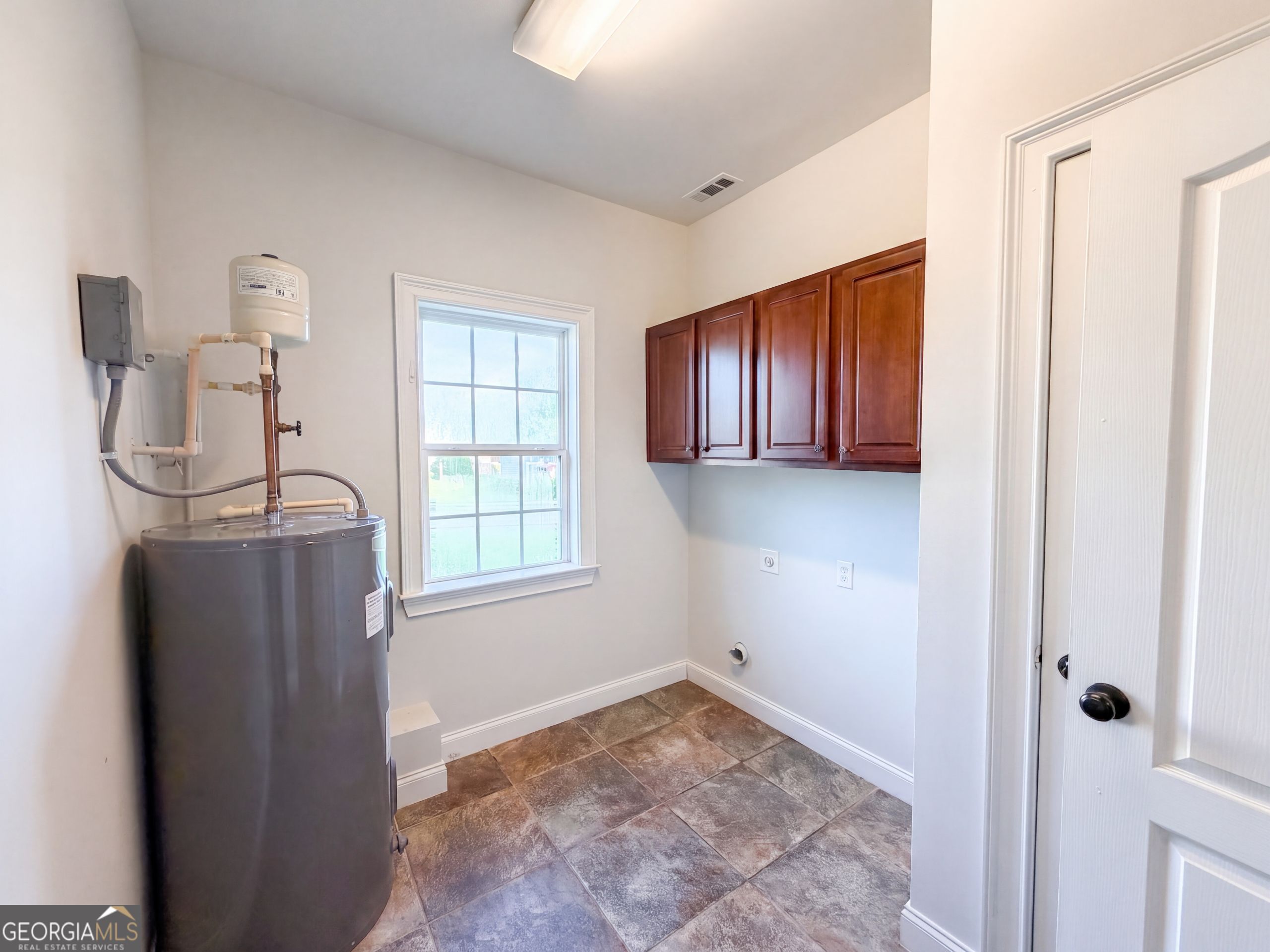 501 Rippling Court Property Photo 22