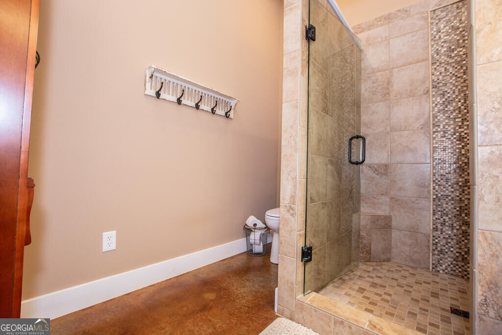 275 Happy Hollow Road Property Photo 6