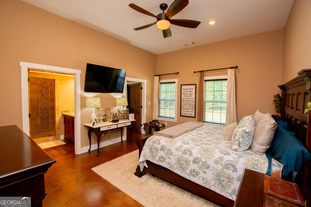 275 Happy Hollow Road Property Photo 9
