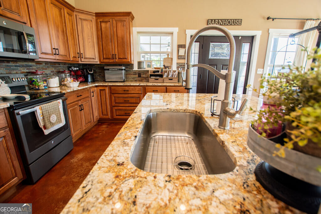 275 Happy Hollow Road Property Photo 31