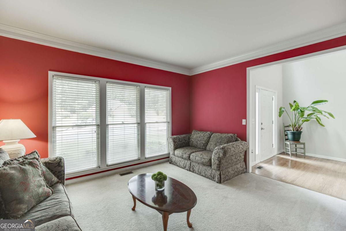 651 Sweetfern Lane Property Photo 6