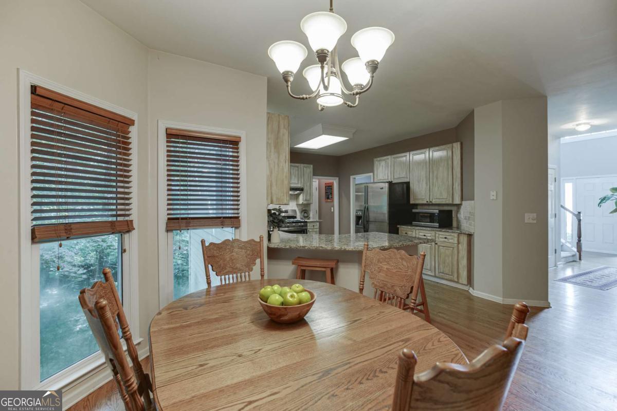 651 Sweetfern Lane Property Photo 9