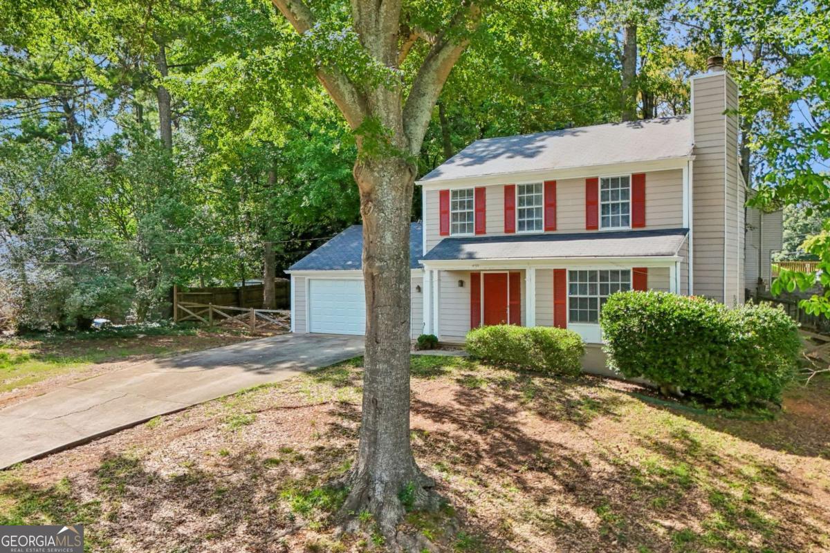 4701 Valley Ridge Drive Property Photo 2