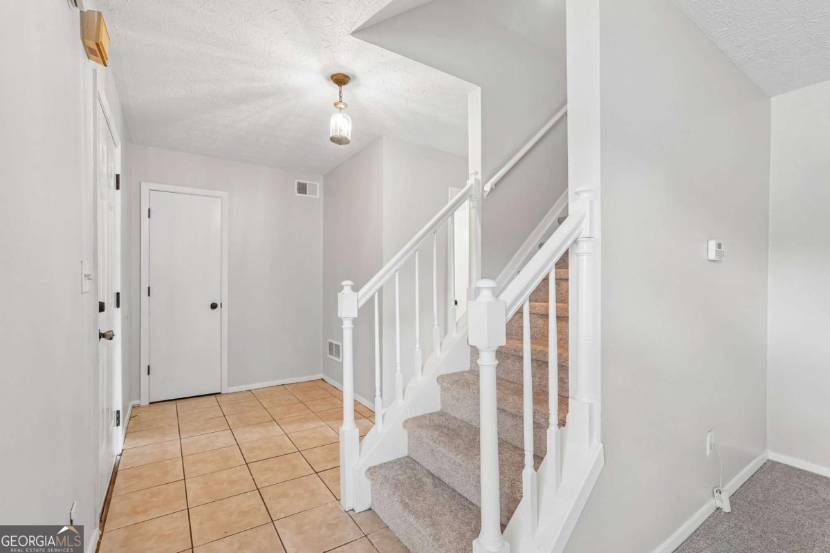 4701 Valley Ridge Drive Property Photo 8