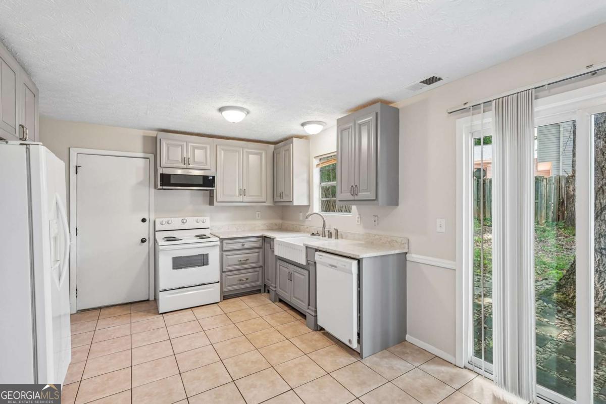 4701 Valley Ridge Drive Property Photo 16