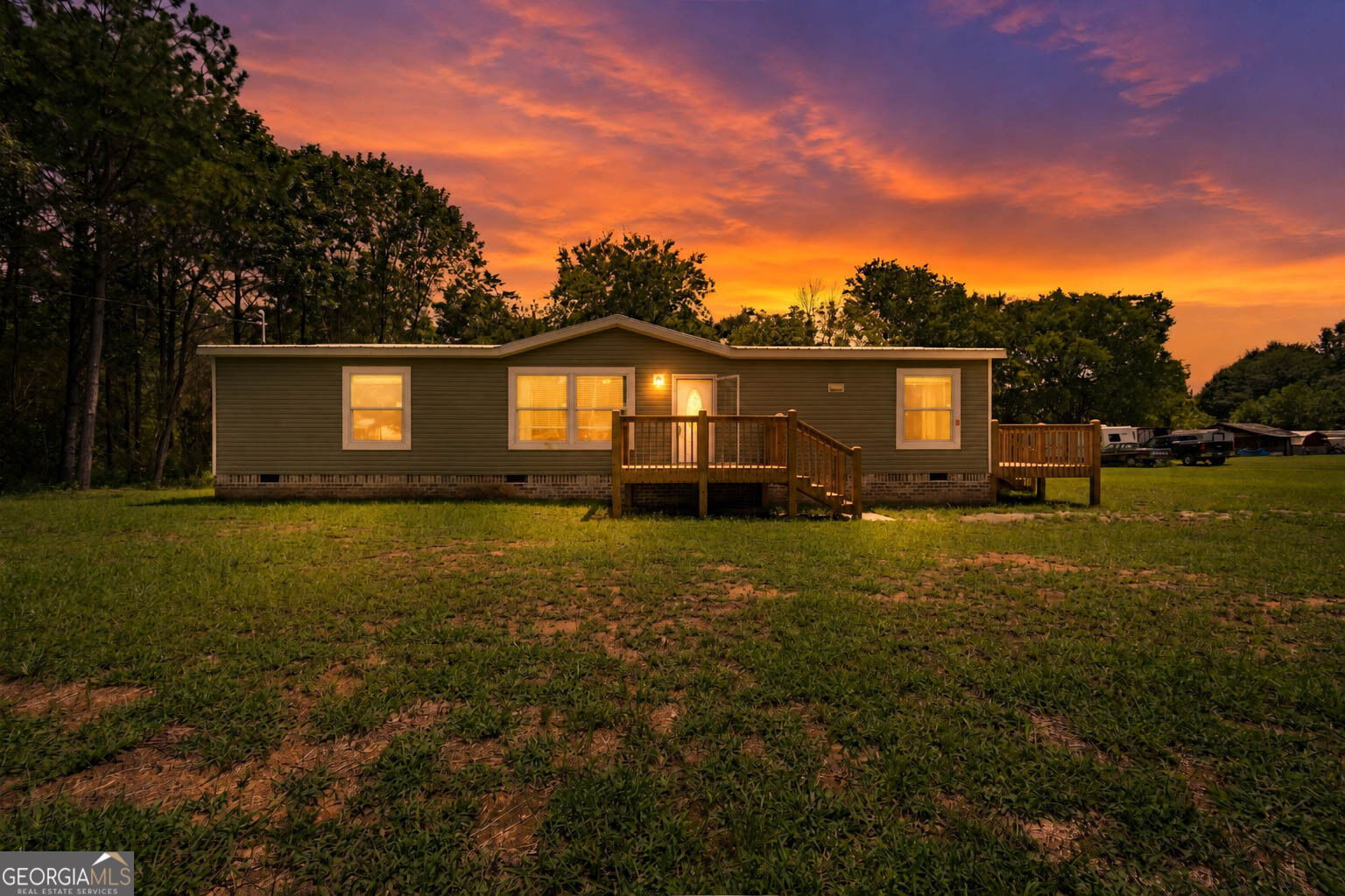 833 Berry Road Property Photo 1