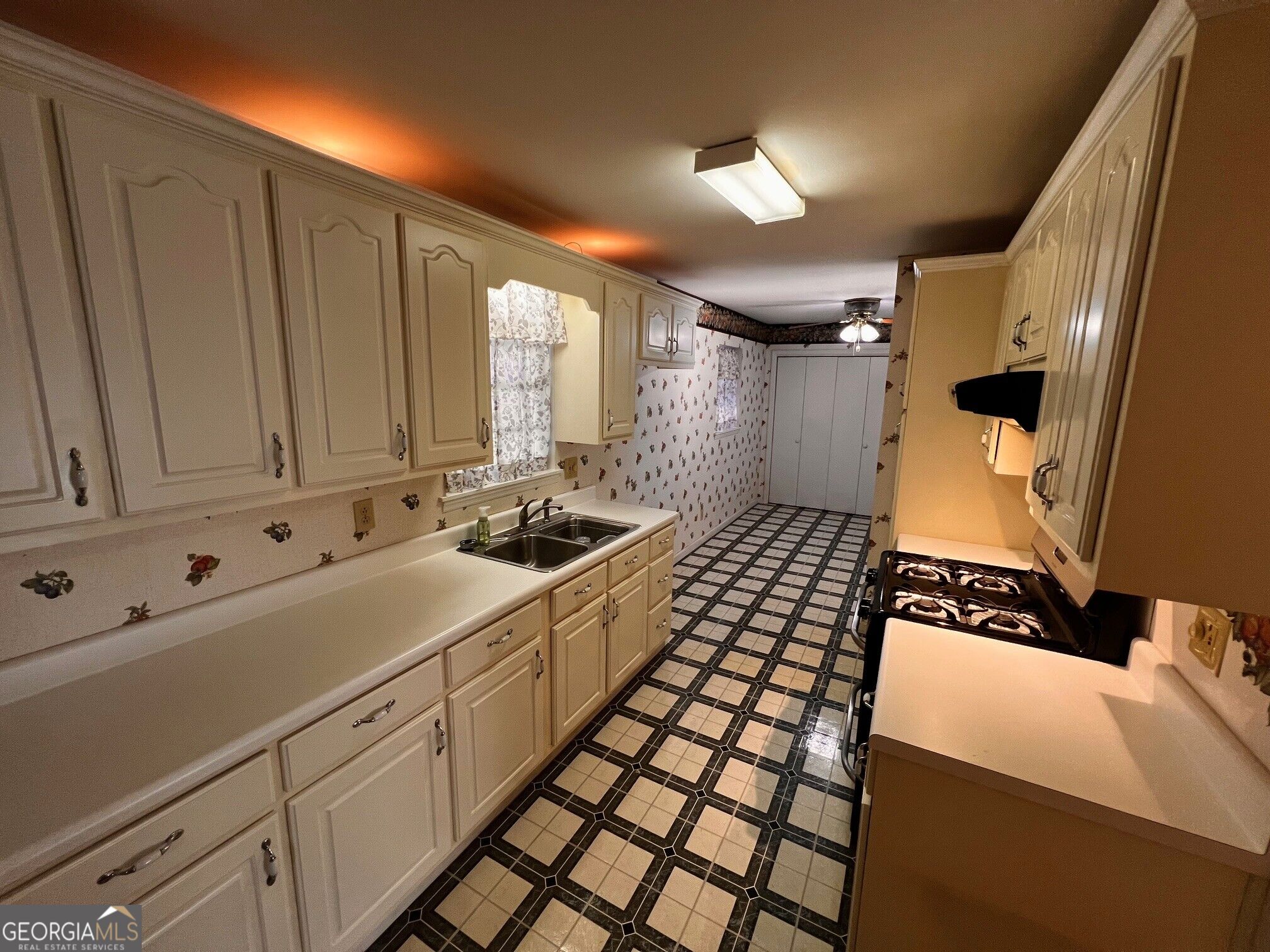 108 Skyline Drive Property Photo 14