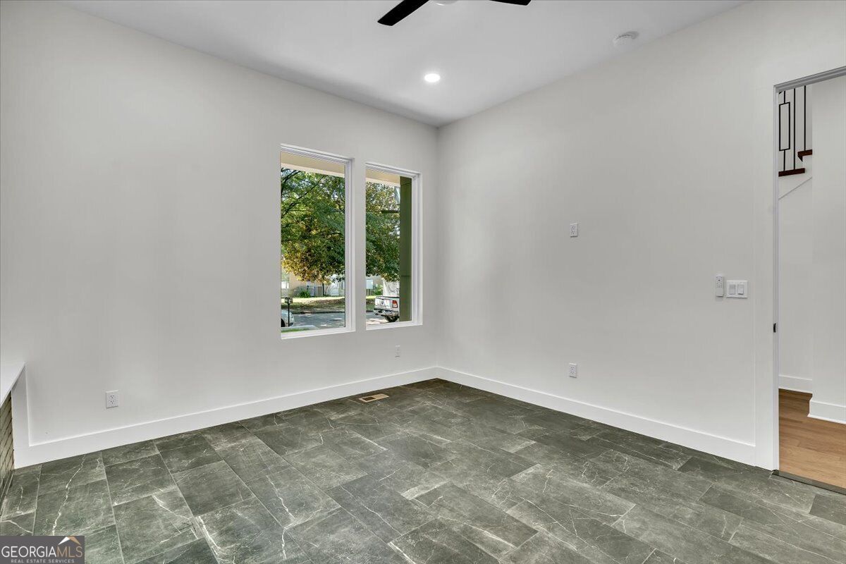 299 Flowers Place Nw Property Photo 3