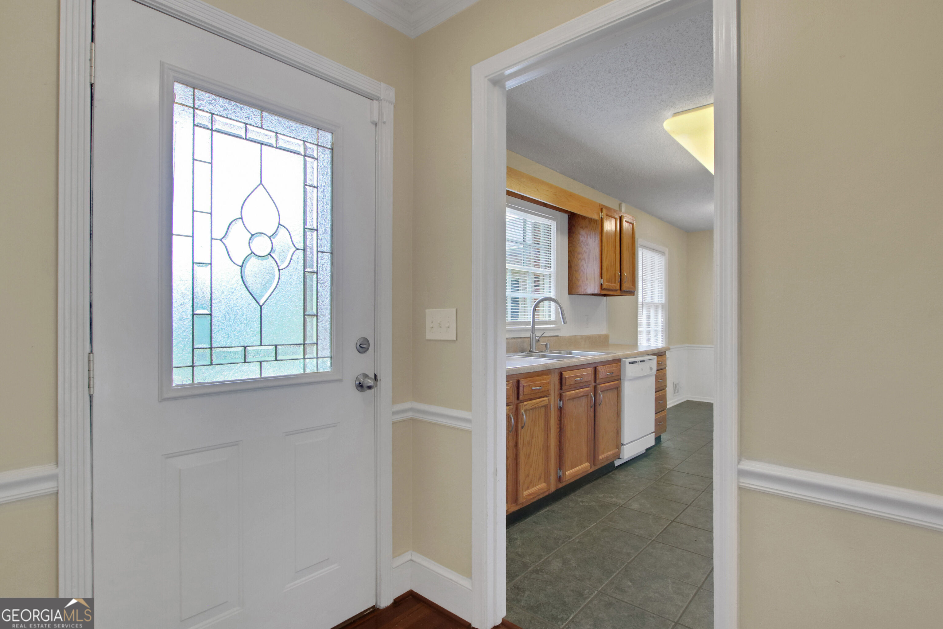 2020 Heatherdale Lane Sw Property Photo 4