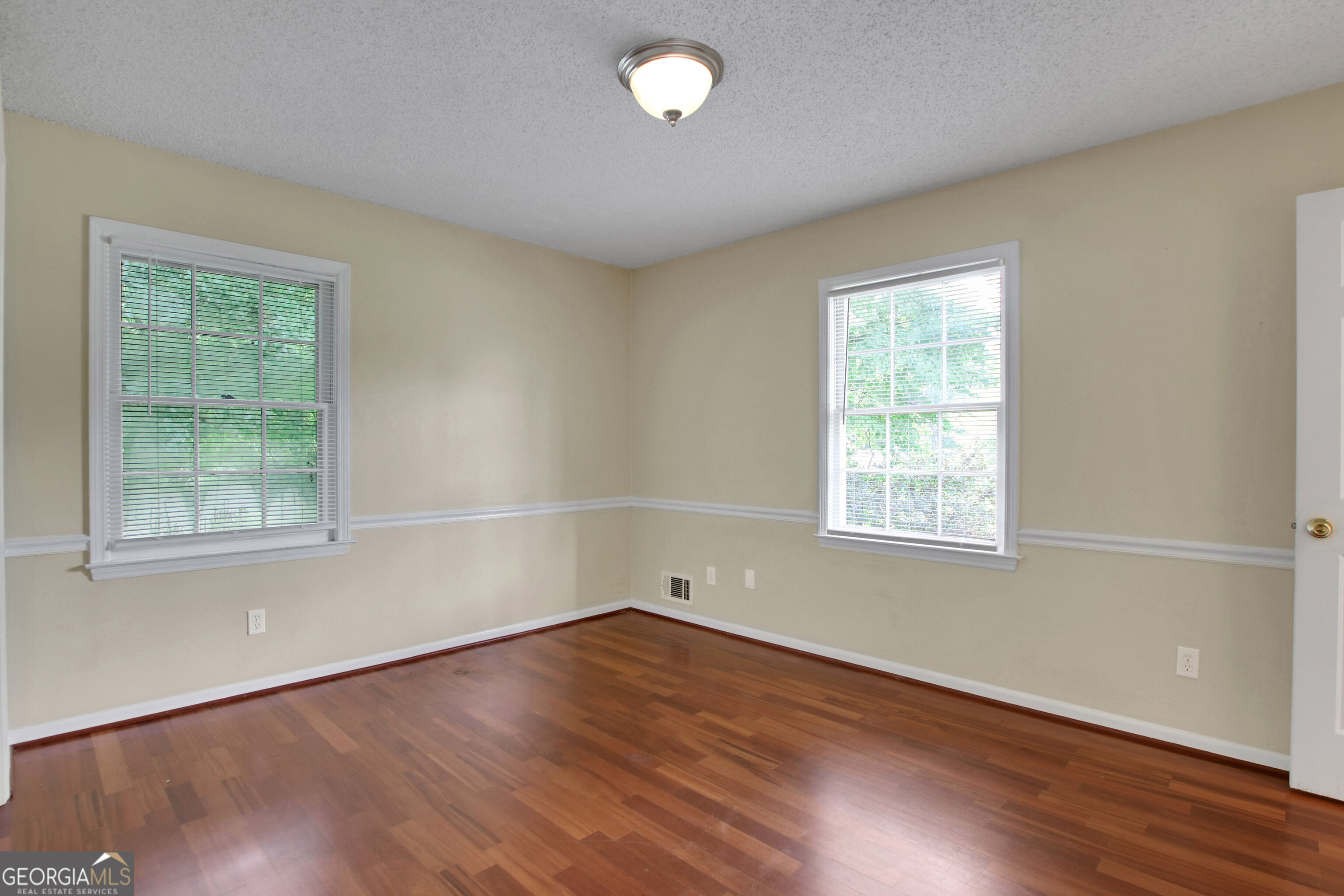 2020 Heatherdale Lane Sw Property Photo 21