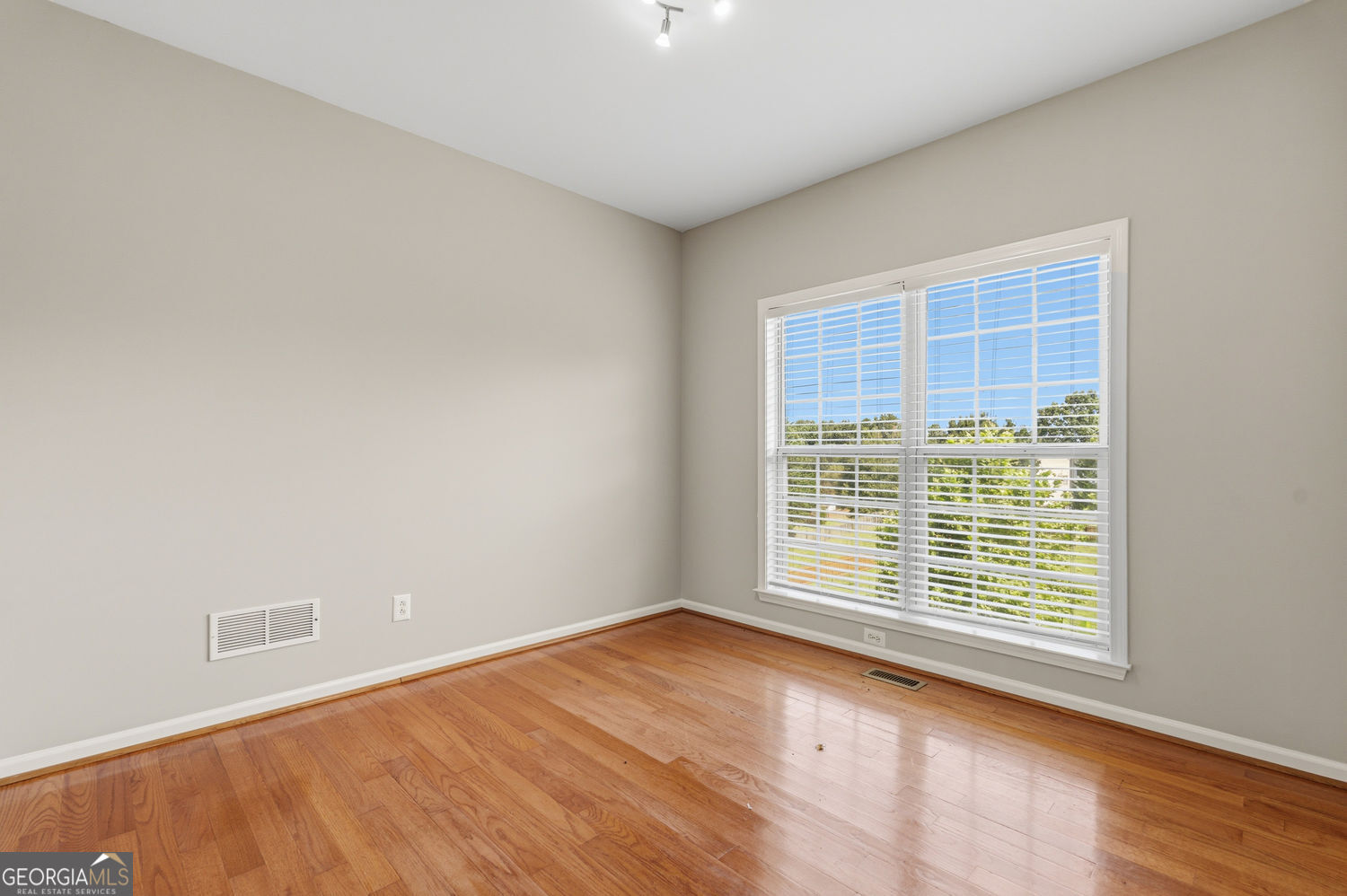 2628 Myrtlewood Lane Nw Property Photo 14