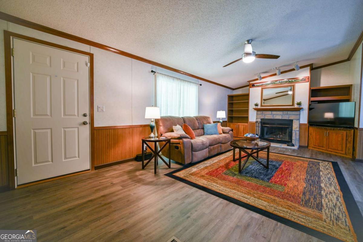 1425 Shiloh Fort Lamar Road Property Photo 3