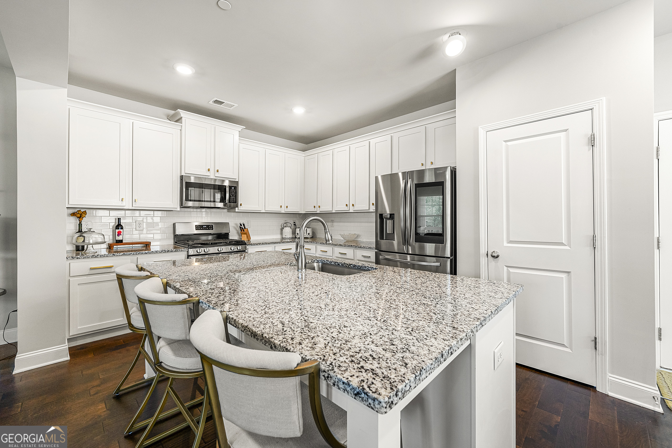 985 Shelnutt Drive Property Photo 18