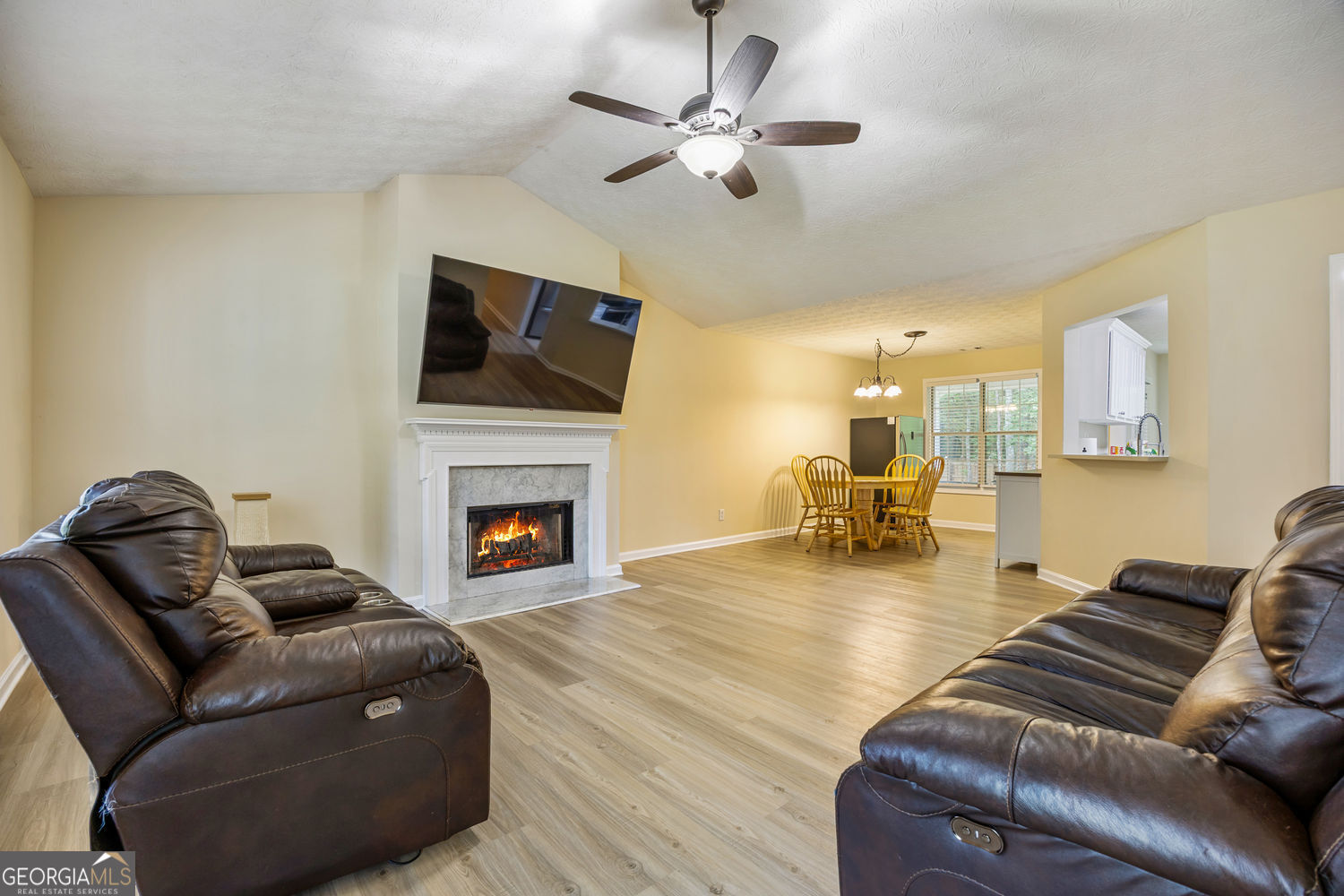 469 Cedar Trail Property Photo 6