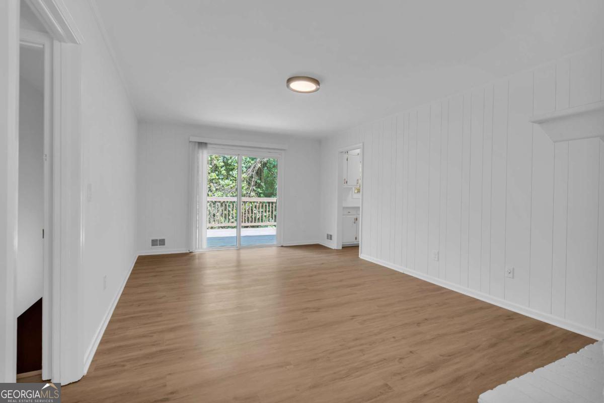982 Yemassee Trail Property Photo 6