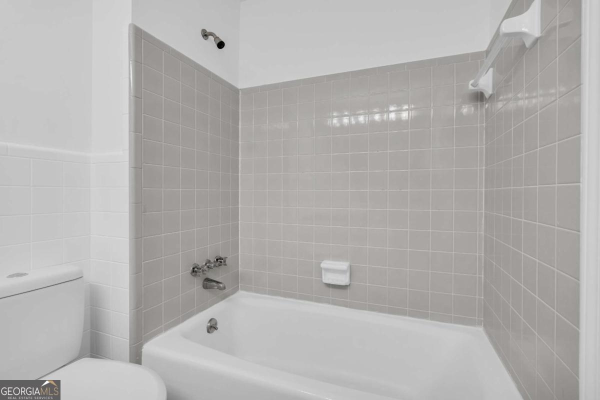 982 Yemassee Trail Property Photo 31