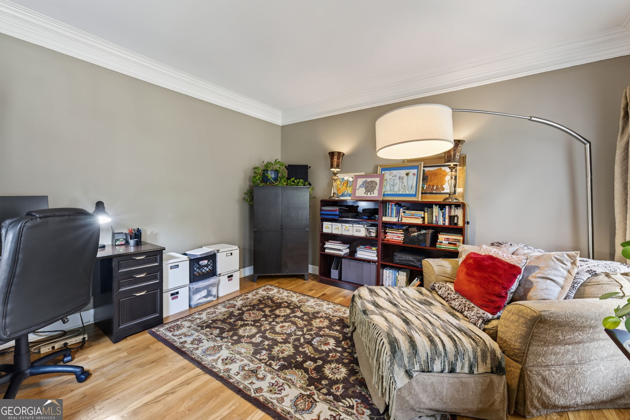 5535 Grove Point Road Property Photo 8