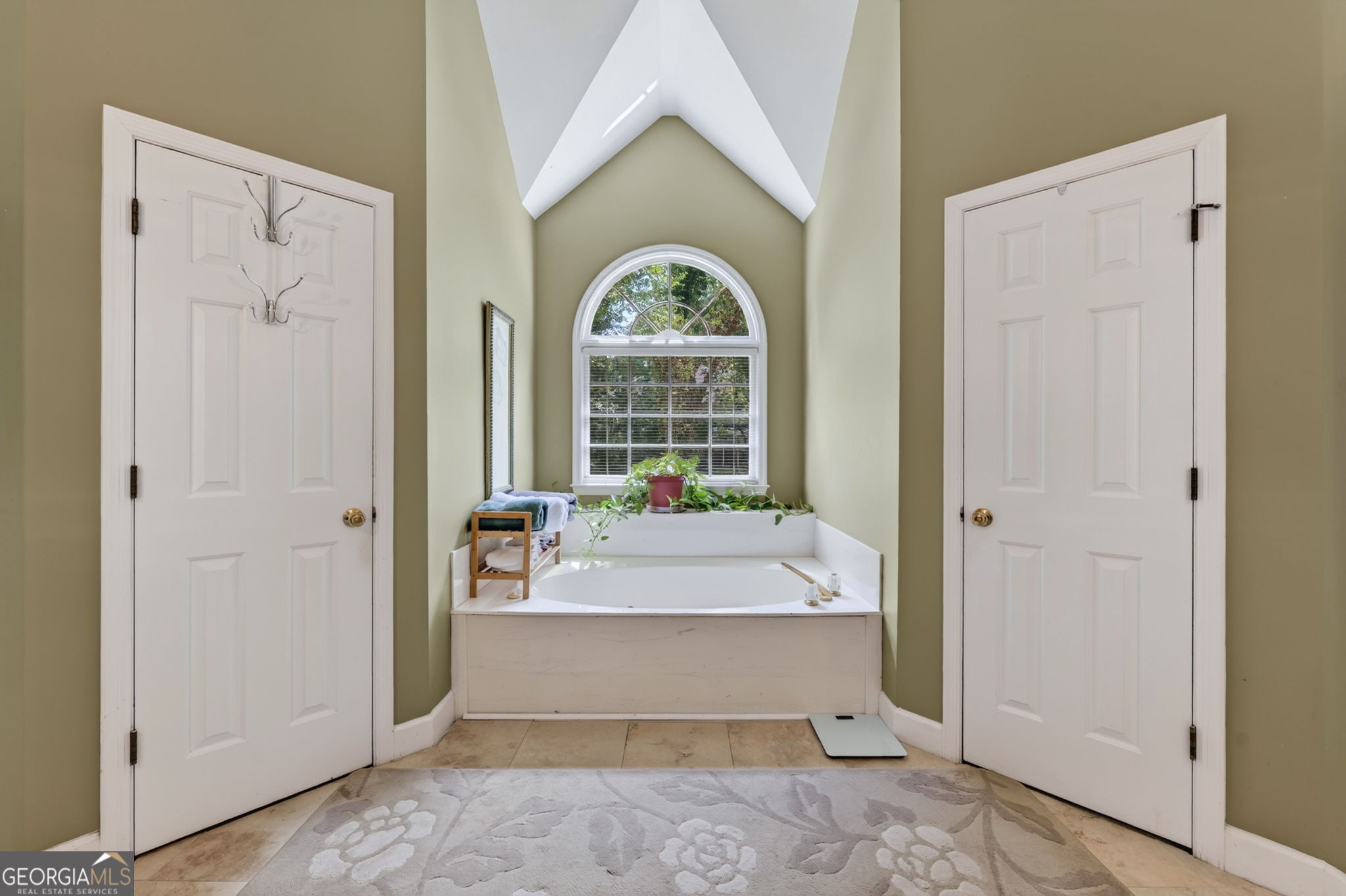 5535 Grove Point Road Property Photo 49